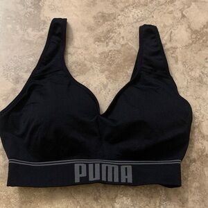 NEW NWOT PUMA Black Sports Bra with Gray Logo L